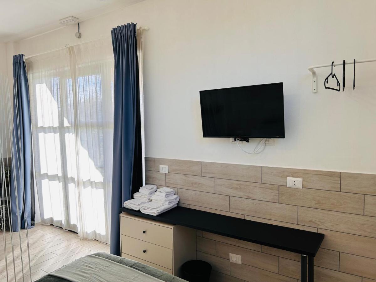 Villetta Gallo B&B Casa Vacanze Humanitas Catania Centro Sicilia Clinica Humanitas Misterbianco Eksteriør bilde